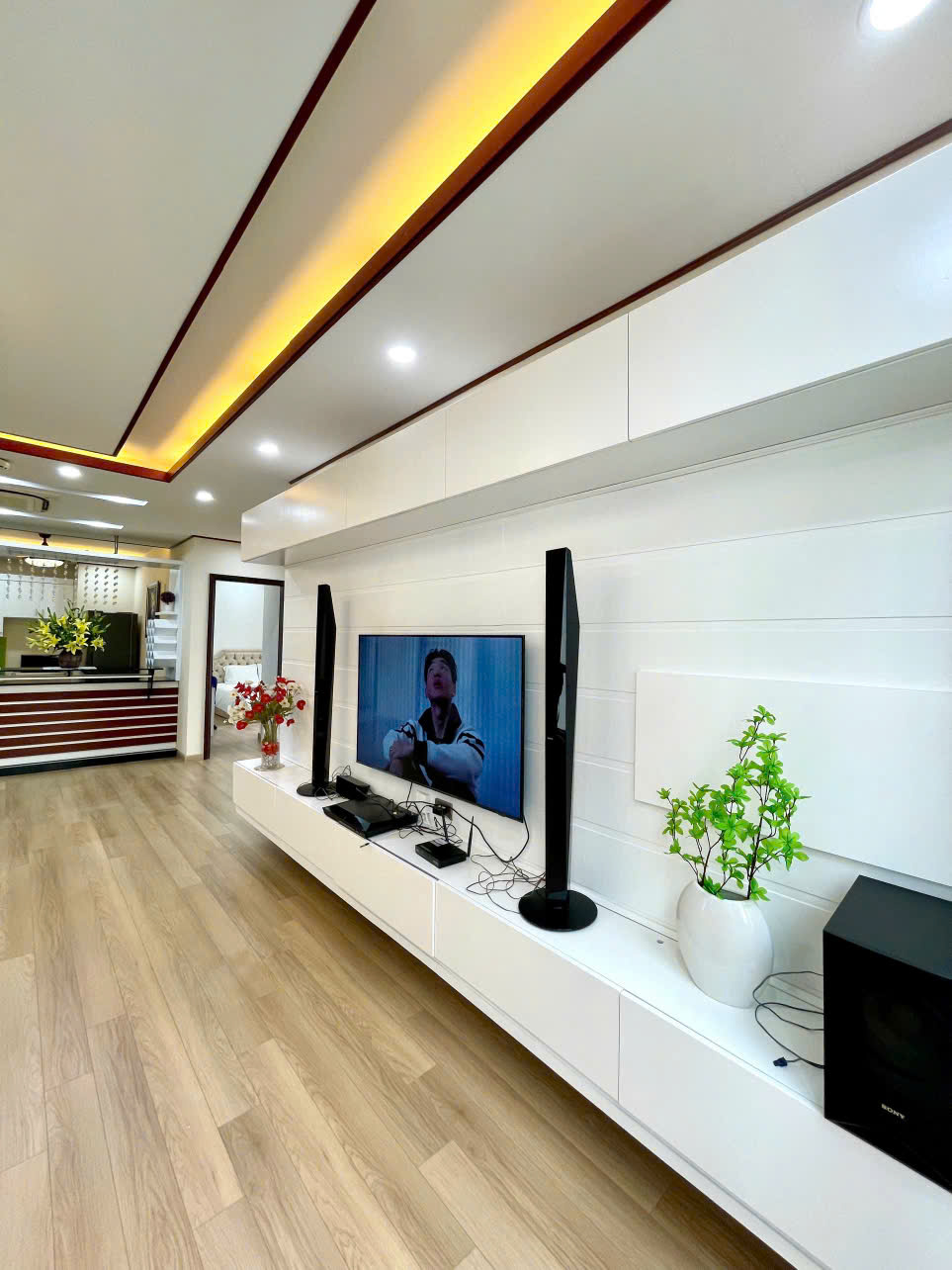 Cho thuê Homestay 4 Phòng Ngủ tại Times City